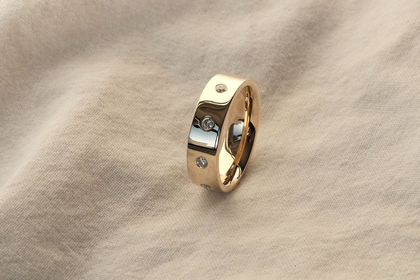 Gold Plated vs Solid Gold