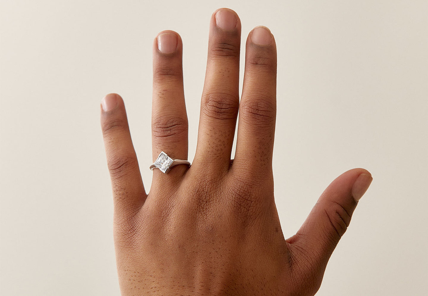 Holden's The Facade Signet on hand